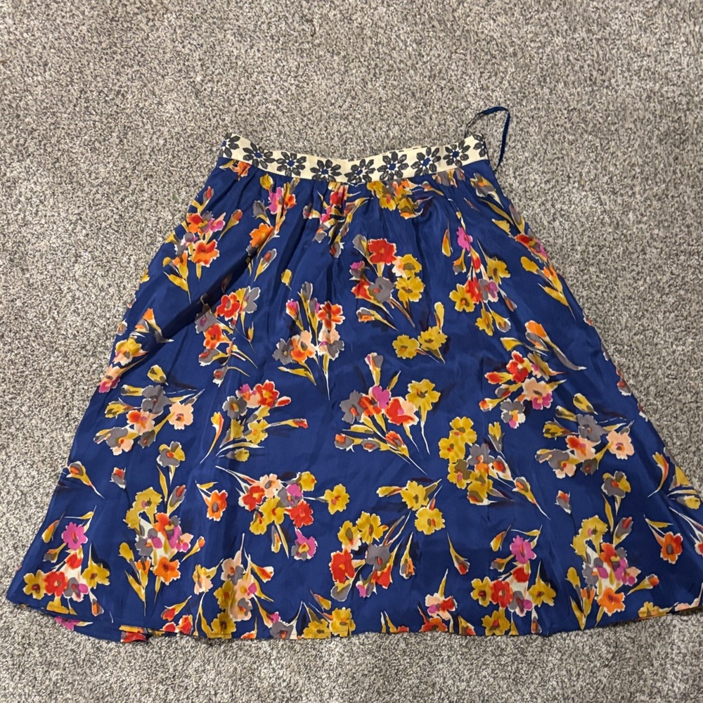100% Silk Floral Blue Skirt